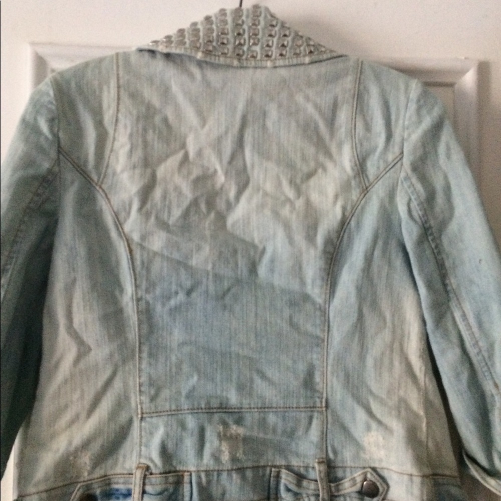 Jacket - Picture 2 of 3